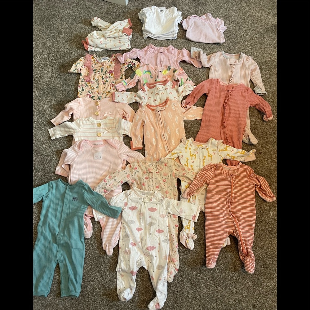 0-3 onesies baby girl